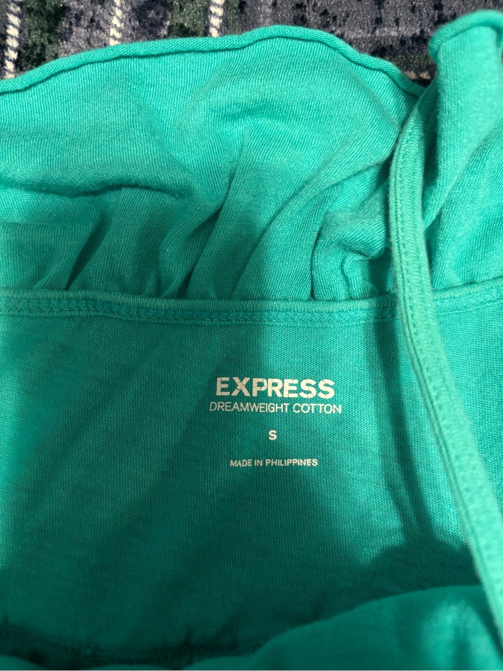 Y2K 2000s Express aqua blue ruffle tank top with adjustable straps. Size: S. - Picture 5 of 6
